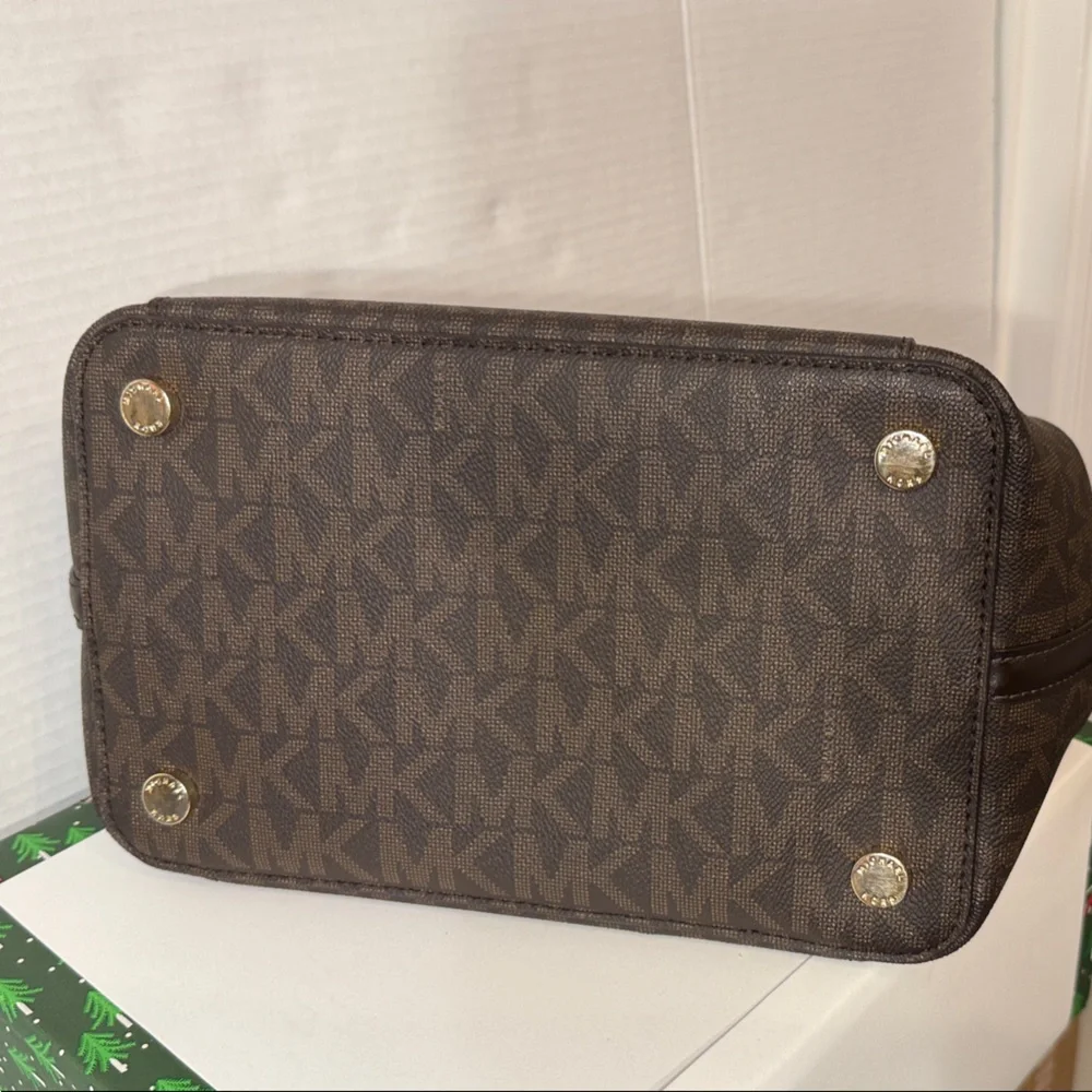 NWT Michael Kors Brown Logo Greenwich Large Grab Bag Tote Satchel MK Signature - Picture 14 of 14